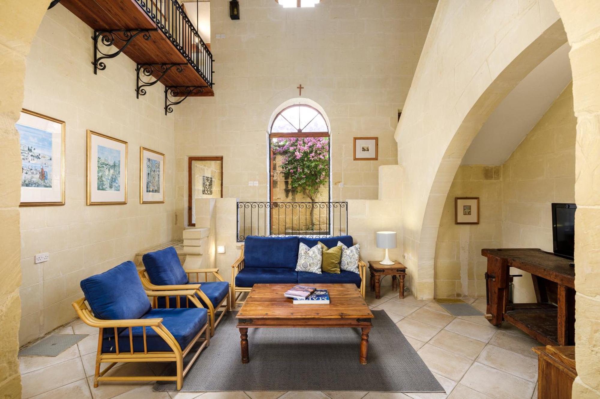 Villa Dar Tas-Soru Farmhouse With Private Pool à Għasri Extérieur photo